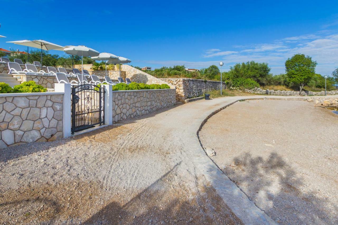 Luxury Apartments Villa Matea 2 Малинска Екстериор снимка