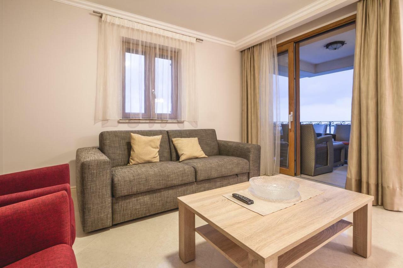 Luxury Apartments Villa Matea 2 Малинска Екстериор снимка