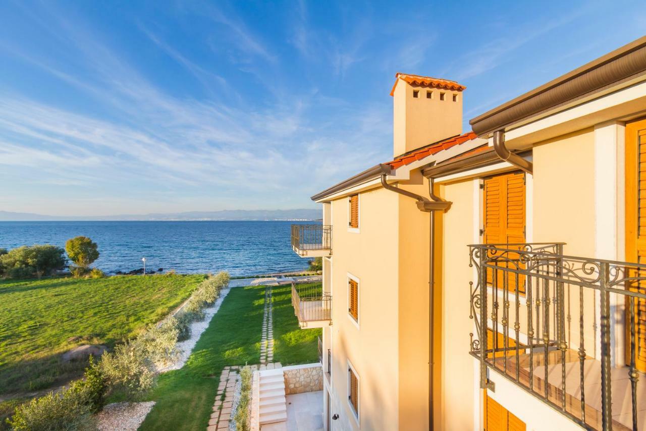 Luxury Apartments Villa Matea 2 Малинска Екстериор снимка