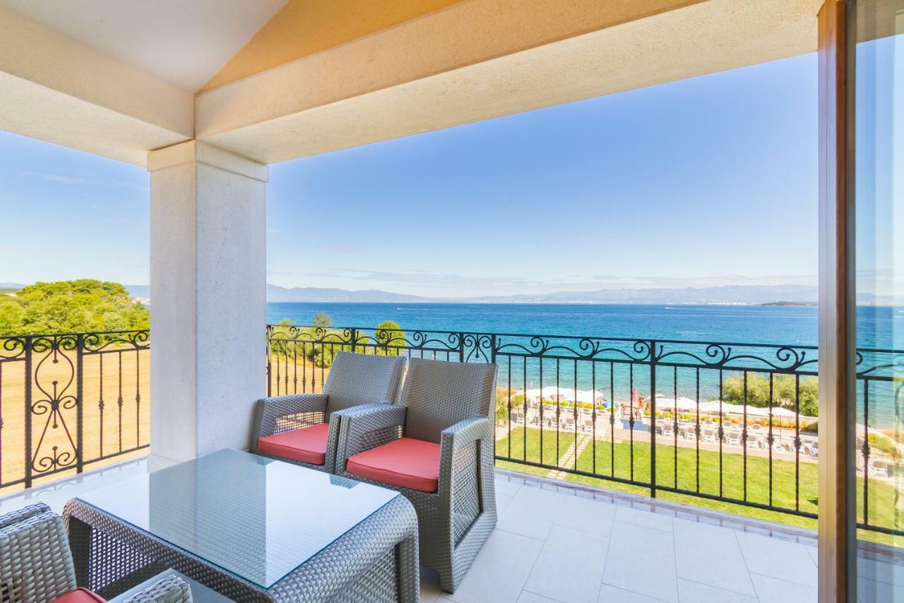 Luxury Apartments Villa Matea 2 Малинска Екстериор снимка